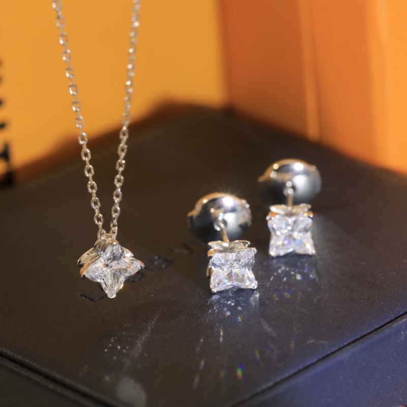 LV Earrings